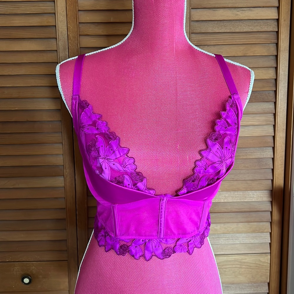 Victoria’s Secret purple bra size 36dd